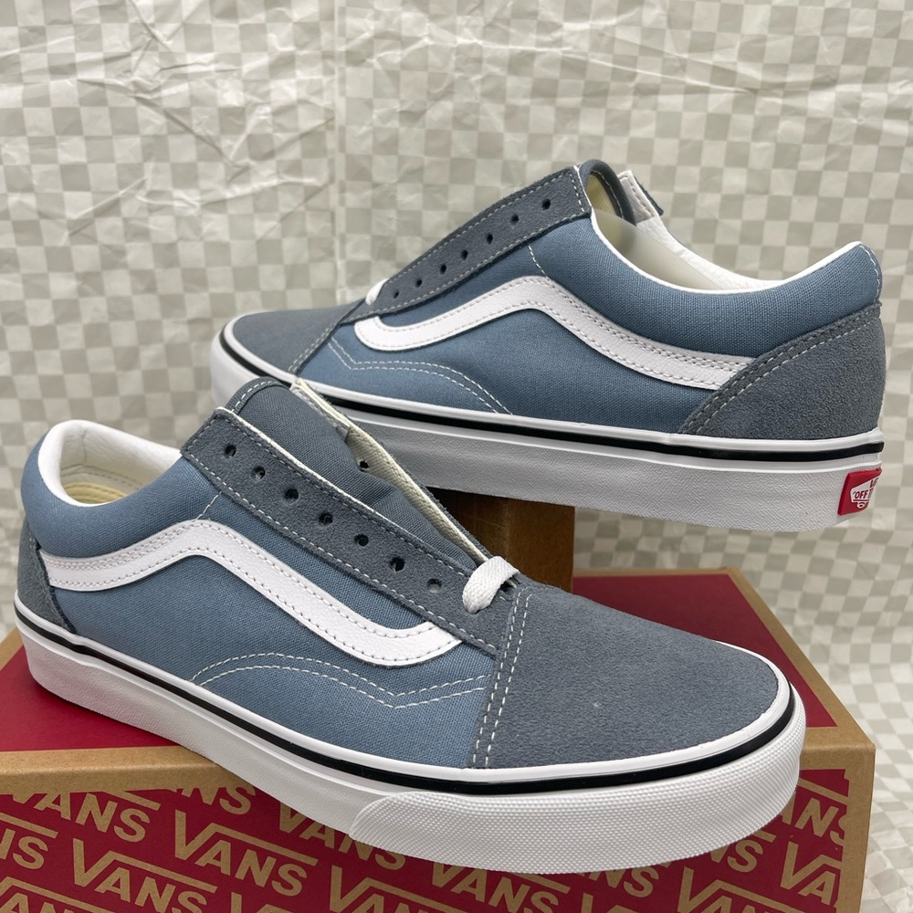 Vans WMNS Old Skool Color Theory Stormy Weather
VN000D9YRV2 Sneakers - Picture 7 of 16